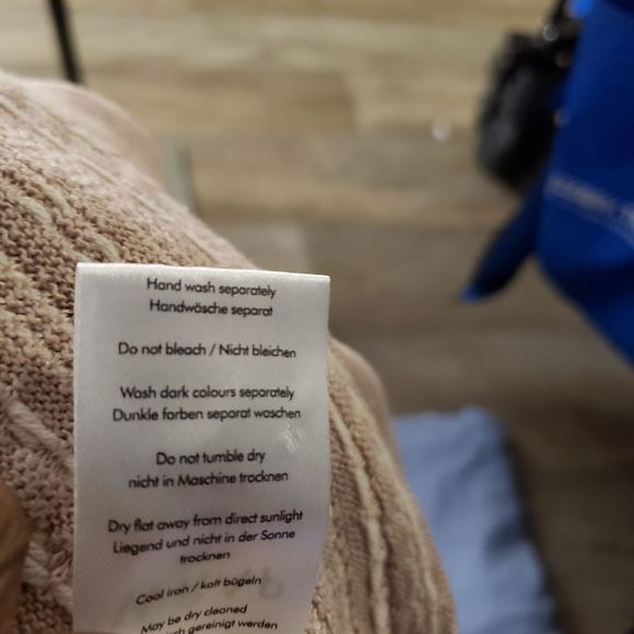 CT1086a Wrap London Women's tan lightweight sweater. 12/14 - Picture 6 of 7